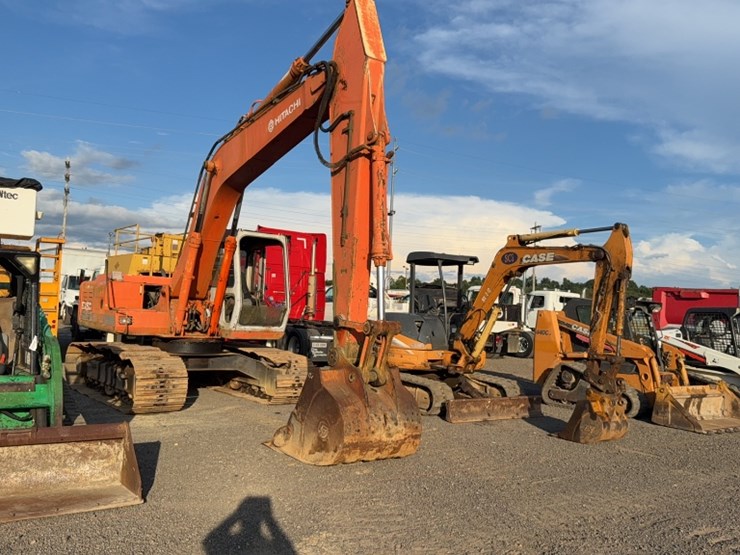 hitachi-ex150-image-3