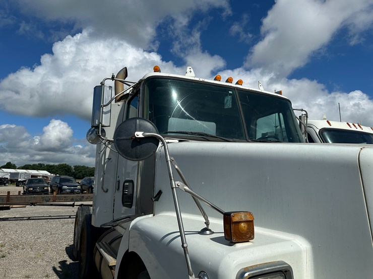 1997-cummins-m11-image-39