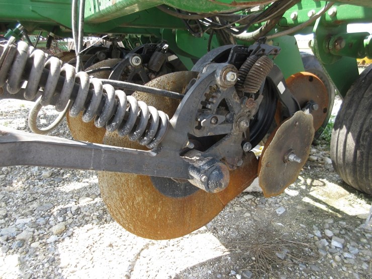john-deere-2510-image-10