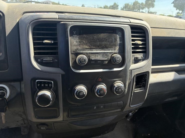2016-dodge-ram-1500-image-13