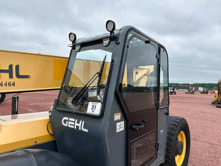 2014-gehl-rs6-42-image-11