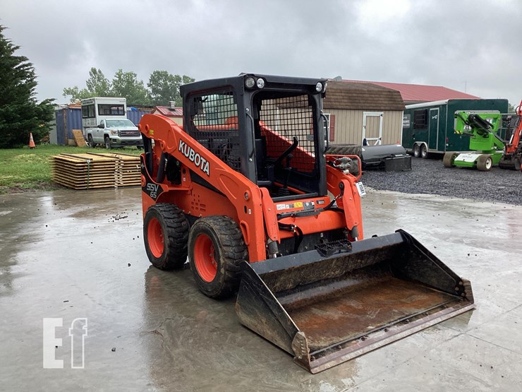 2017-kubota-ssv65-image-6