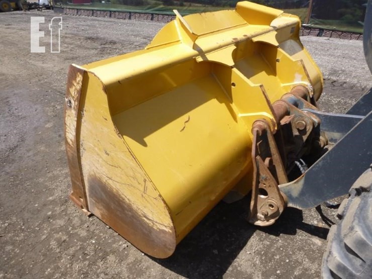 2013-deere-544k-image-18