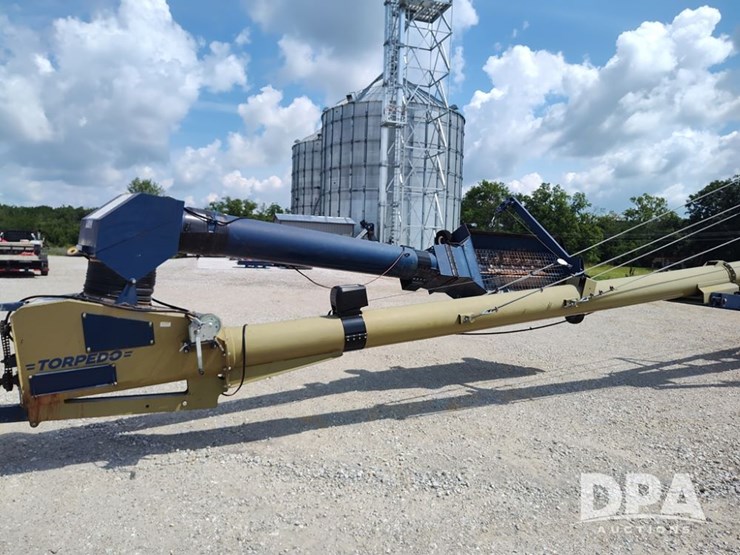 2016-harvest-international-h13114xt-auger-(lld1271)-image-3