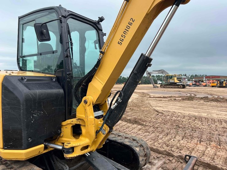2022-caterpillar-305cr-image-14