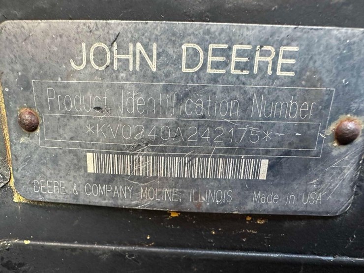 deere-250-image-12