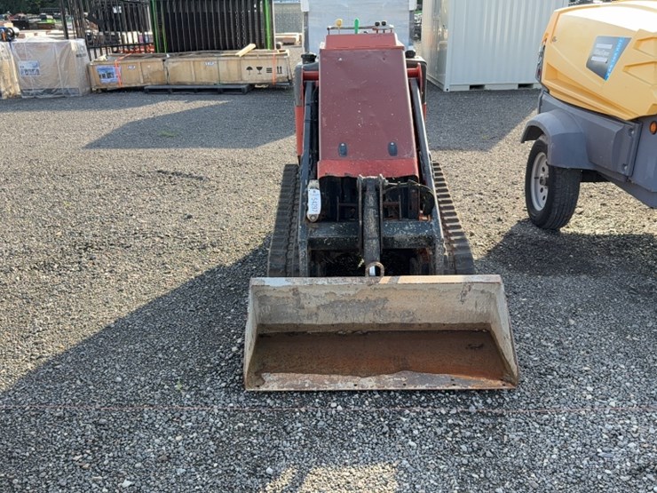 ditch-witch-sk750-image-2