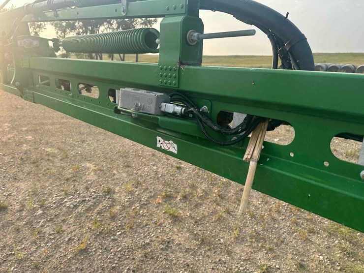 2018-john-deere-r4045-image-37