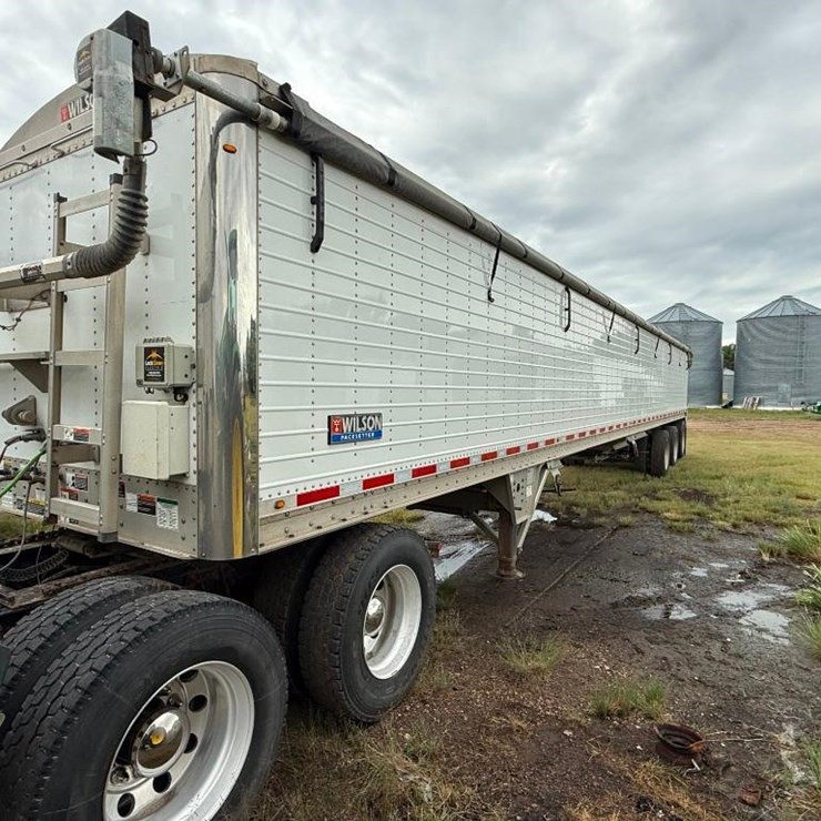 2020 Wilson Grain Trailer