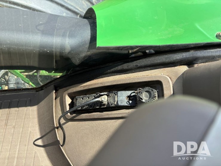 2017-john-deere-r4045-image-124