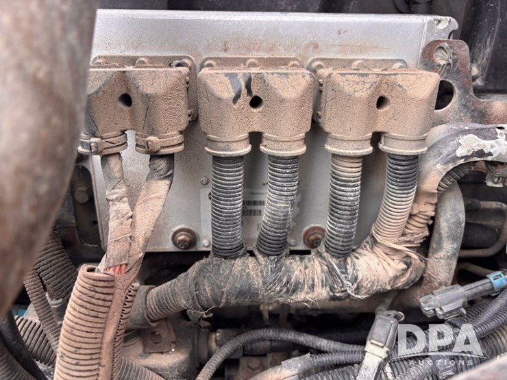 2000-freightliner-truck-(gp11021,-unit-398)-image-58