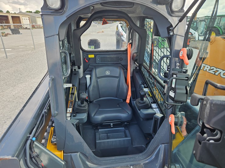 2022-deere-325g-image-7