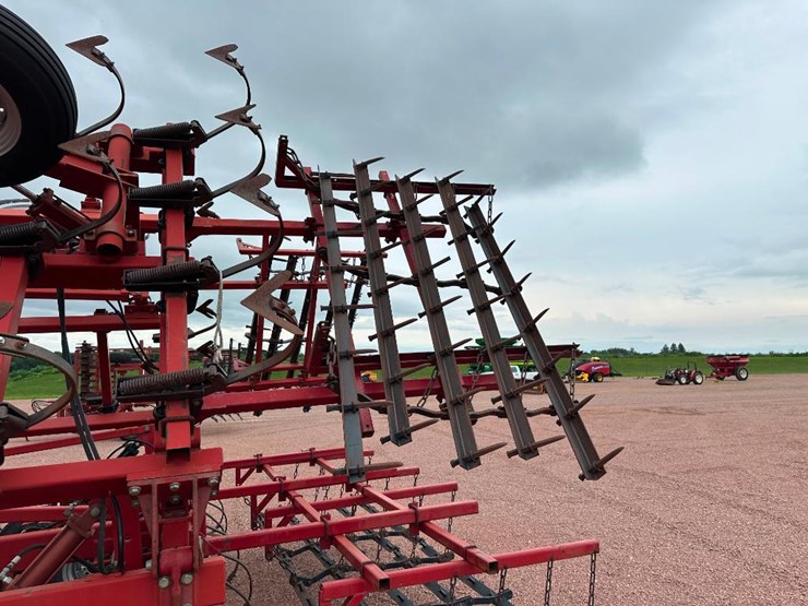 case-ih-4200-image-27