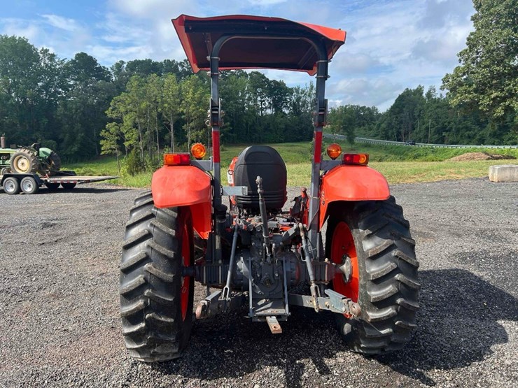 2015-kubota-m5660su-image-3