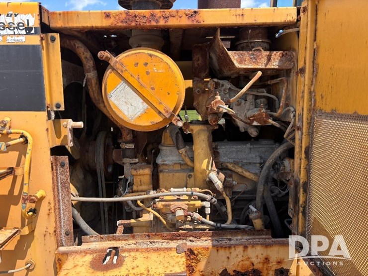 1989-caterpillar-it28b-image-45