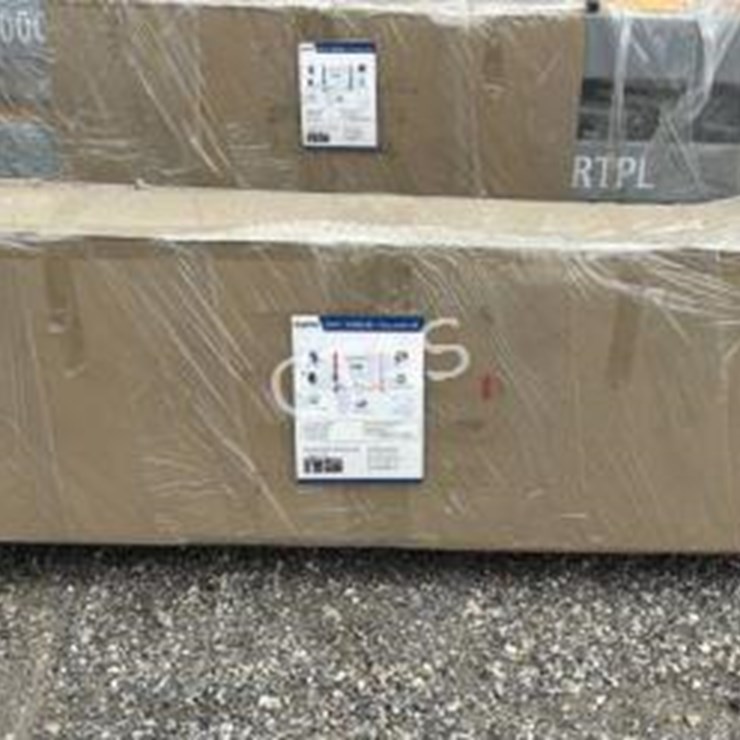 #20 • 10,000 LB Two Post Shop Lift - Model: IRTPL