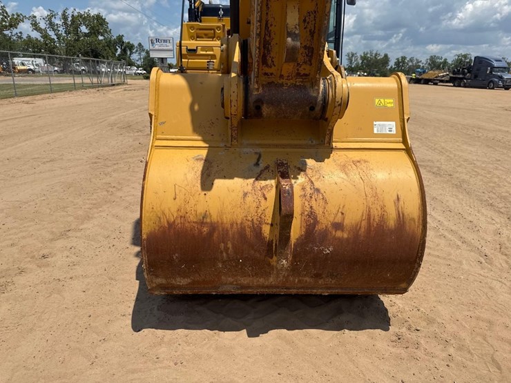 2019-caterpillar-326fl-image-27