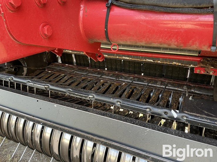 2013-case-ih-rb564-image-18