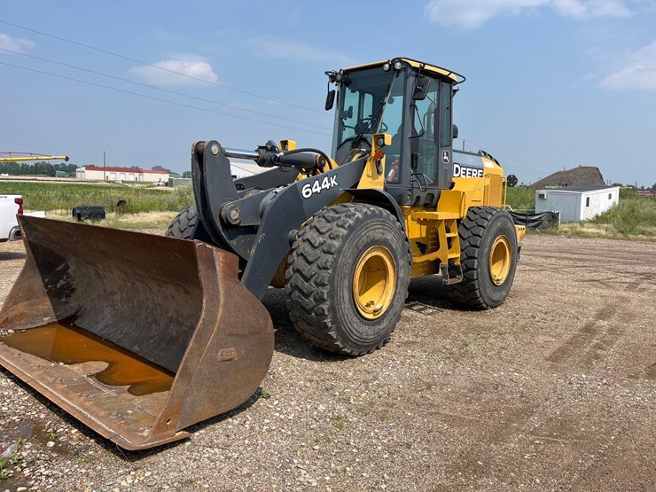 john-deere-644-image-2