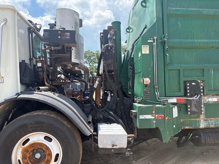 2014-mack-leu613-image-21