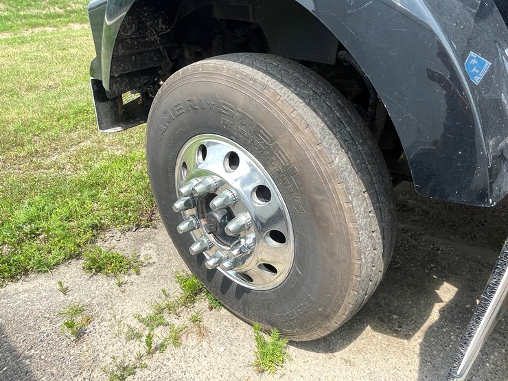 2012-kenworth-t800-image-43