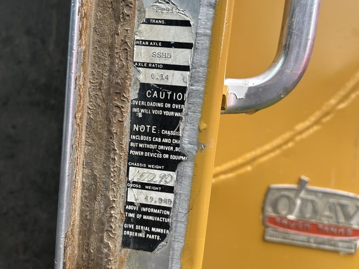 1977-kenworth-fuel-truck-1133-image-24