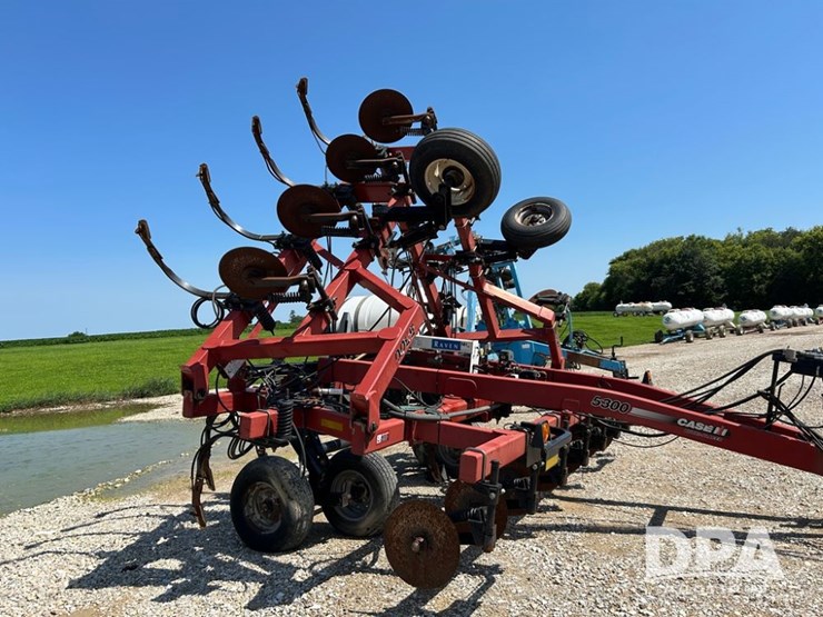 case-ih-5300-image-5