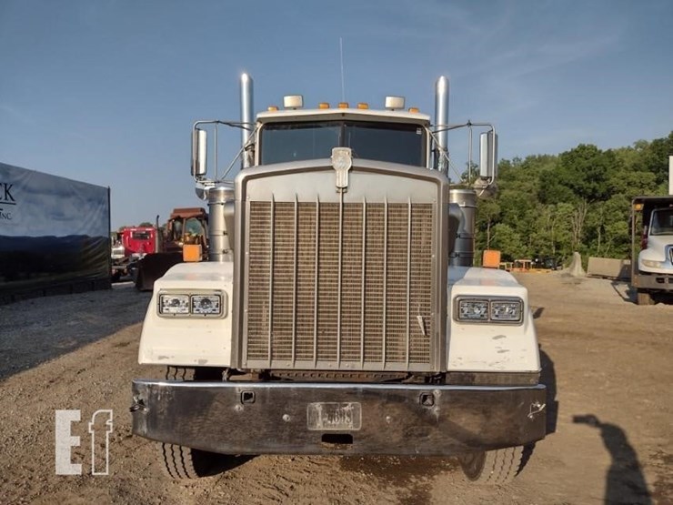 1999-kenworth-w900-image-2
