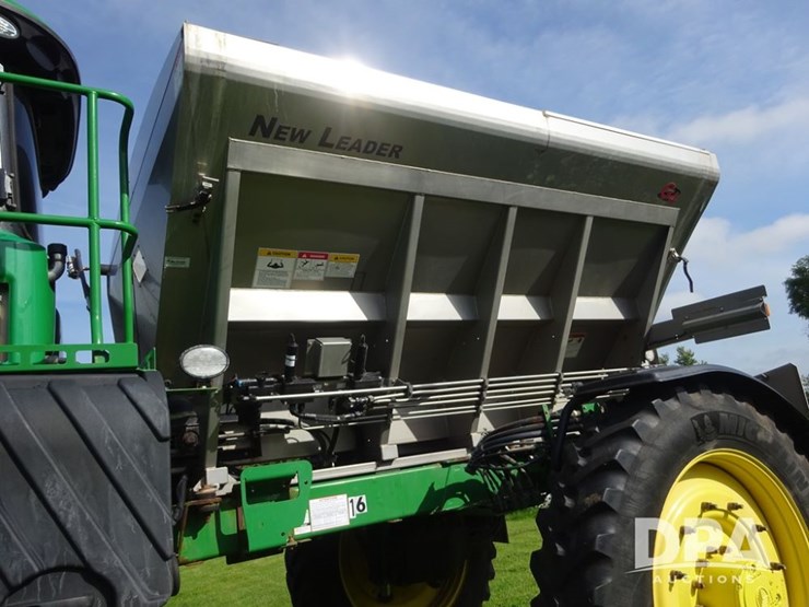 2019-john-deere-r4045-image-56