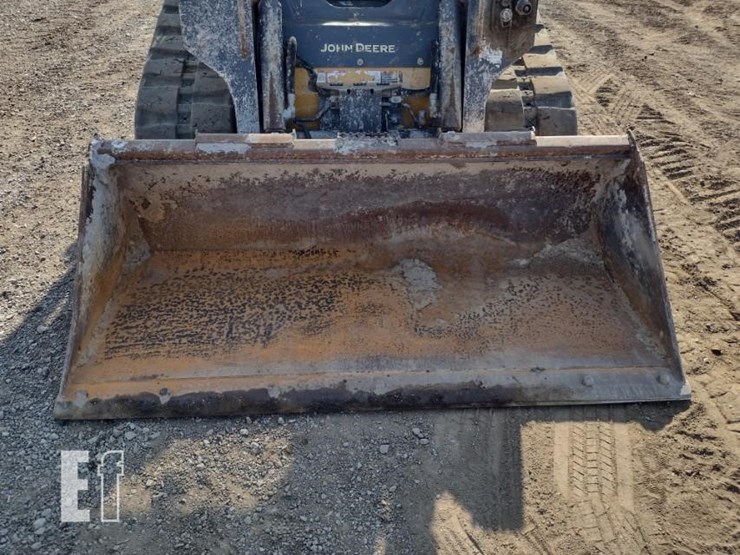 2023-deere-317g-image-16