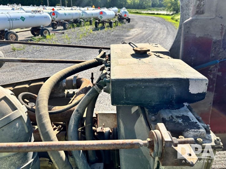 1987-peterbilt-377-image-62