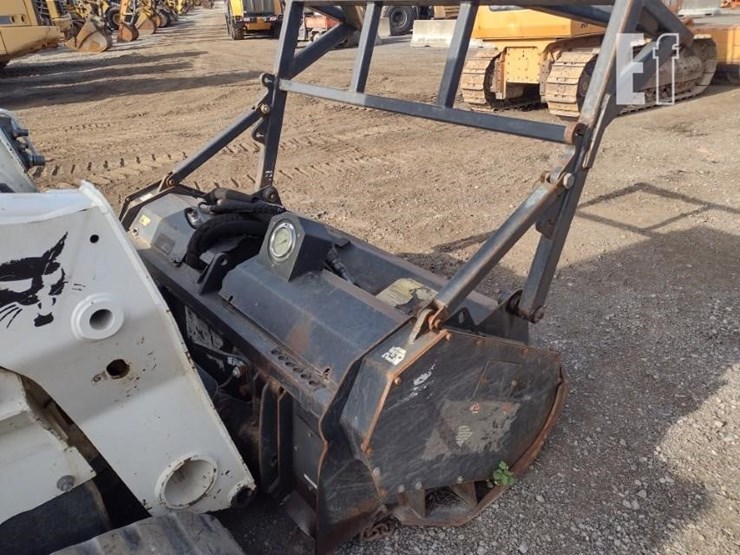 2017-bobcat-t870-image-21