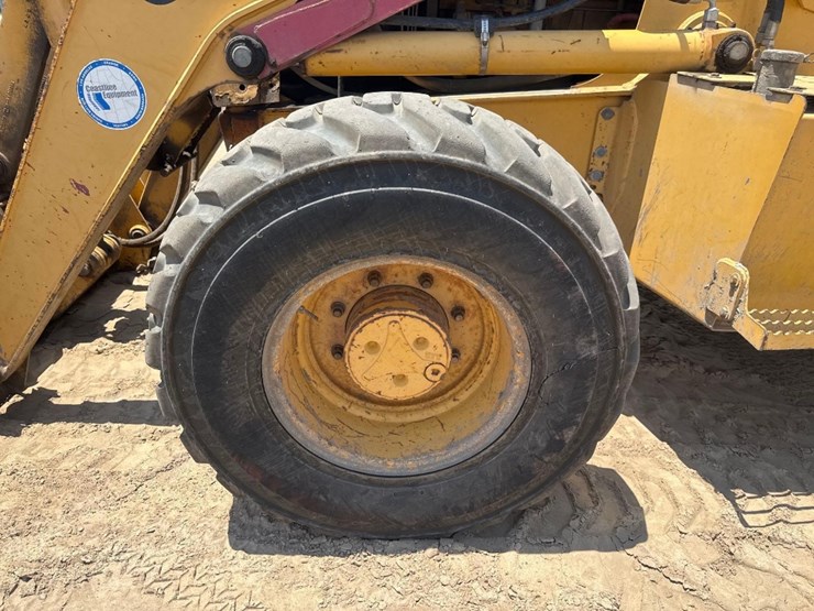 2000-deere-310se-image-10