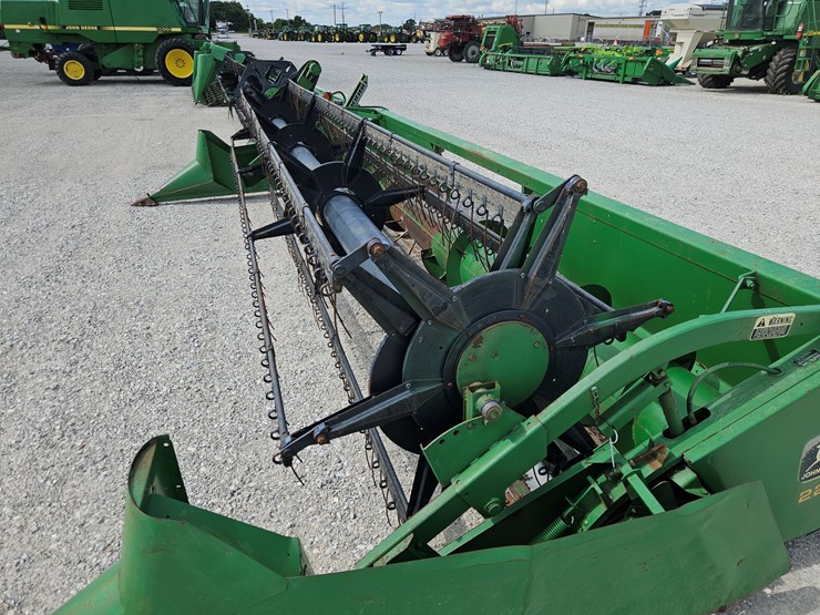 1986-john-deere-220-image-10