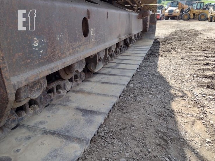 2011-komatsu-pc228us-lc-8-image-26