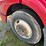 2013-volvo-10-image-19