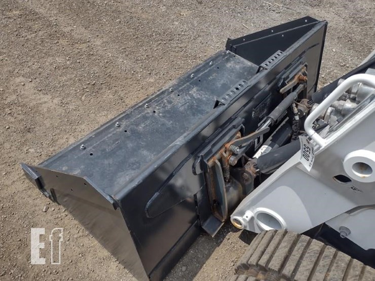 2023-bobcat-t770-image-20