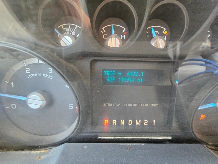 2016-ford-f550-image-21