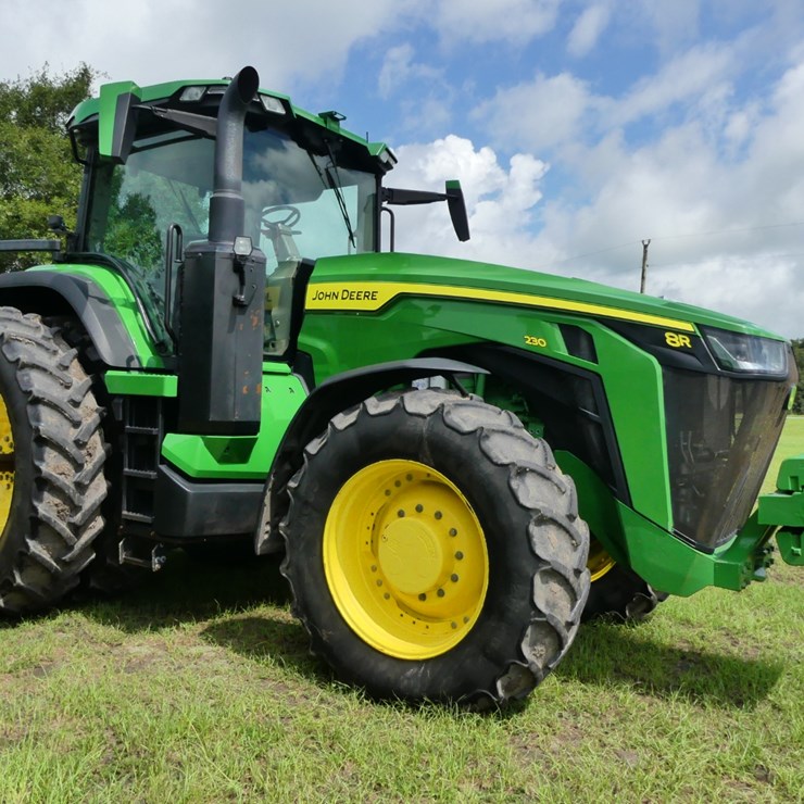 2021 JOHN DEERE 8R 230