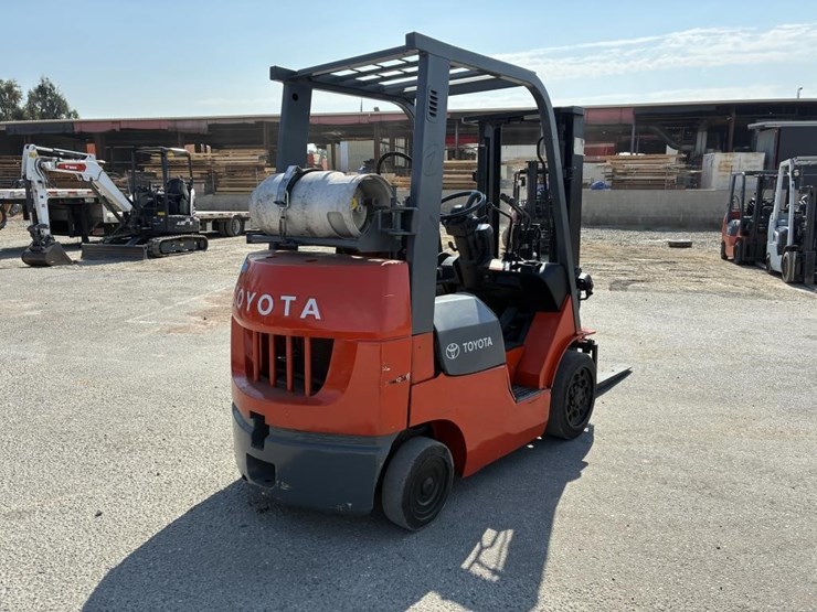 2005-toyota-7fgcu20-image-3