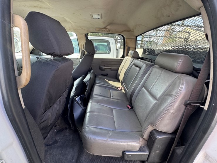 2009-chevrolet-silverado-2500-image-6