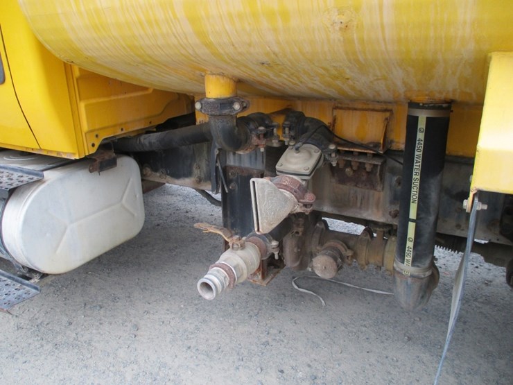 2013-international-durastar-4300-image-9