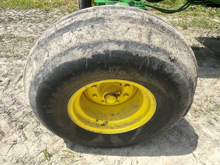 john-deere-7600-image-28