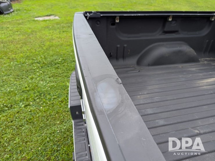 2016-gmc-sierra-pickup-(lt1366)-image-51