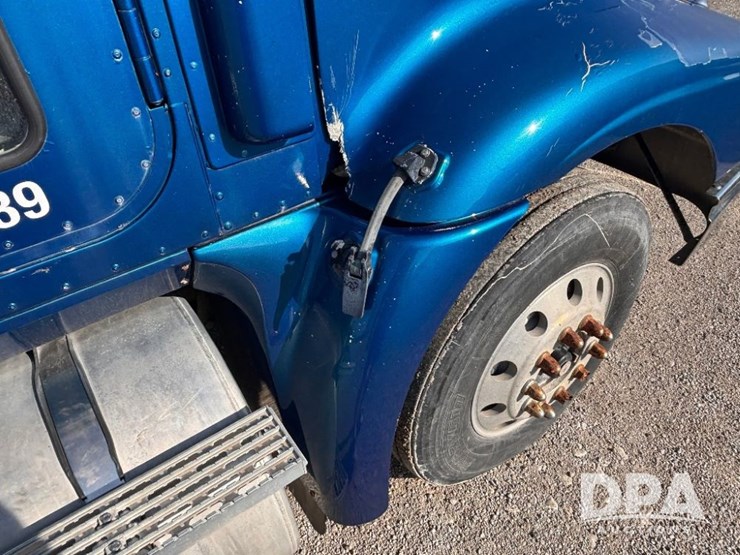 2002-ihc-9400i-day-cab-truck-(gp10940,-unit-109996)-image-49