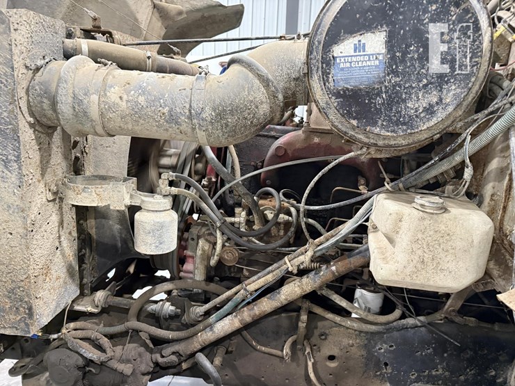 1978-international-twin-screw-1145-image-19