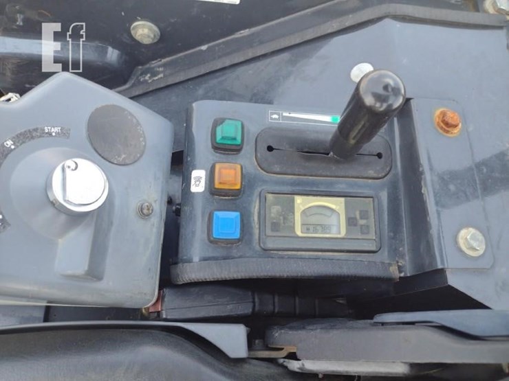 2020-deere-26g-image-9