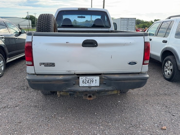 2006-ford-f250-image-9