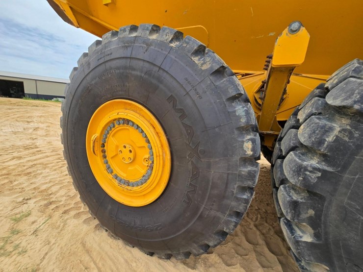 2018-deere-460e-image-70