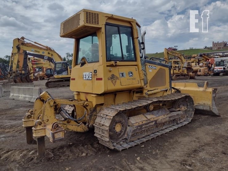 2004-deere-650h-xlt-image-48